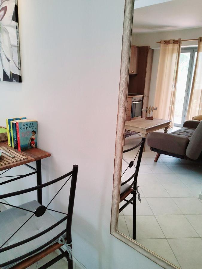 Nefeli Apartment Livadi  Exterior photo
